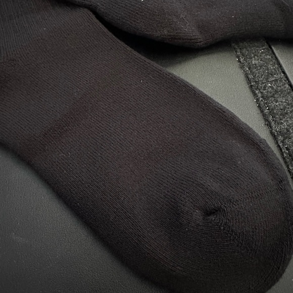 Alo socks - Picture 3 of 4